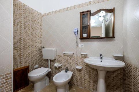 Casa Ambra Bed & Breakfast Macari Exterior photo