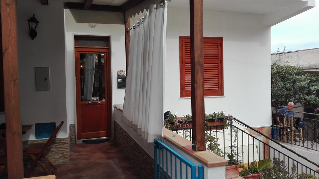 Casa Ambra Bed & Breakfast Macari Exterior photo